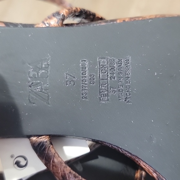 Zara Snake Print Double Strap Leather Sandal Heels - Picture 8 of 8